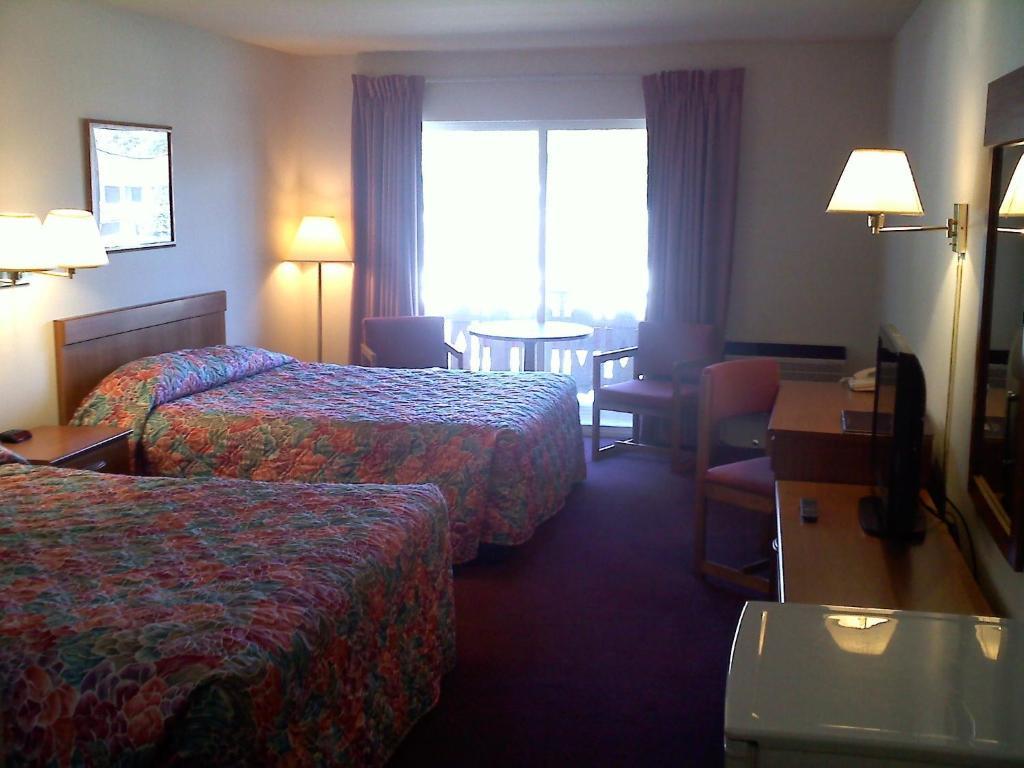 Carriage House Motor Inn Lake Placid Chambre photo